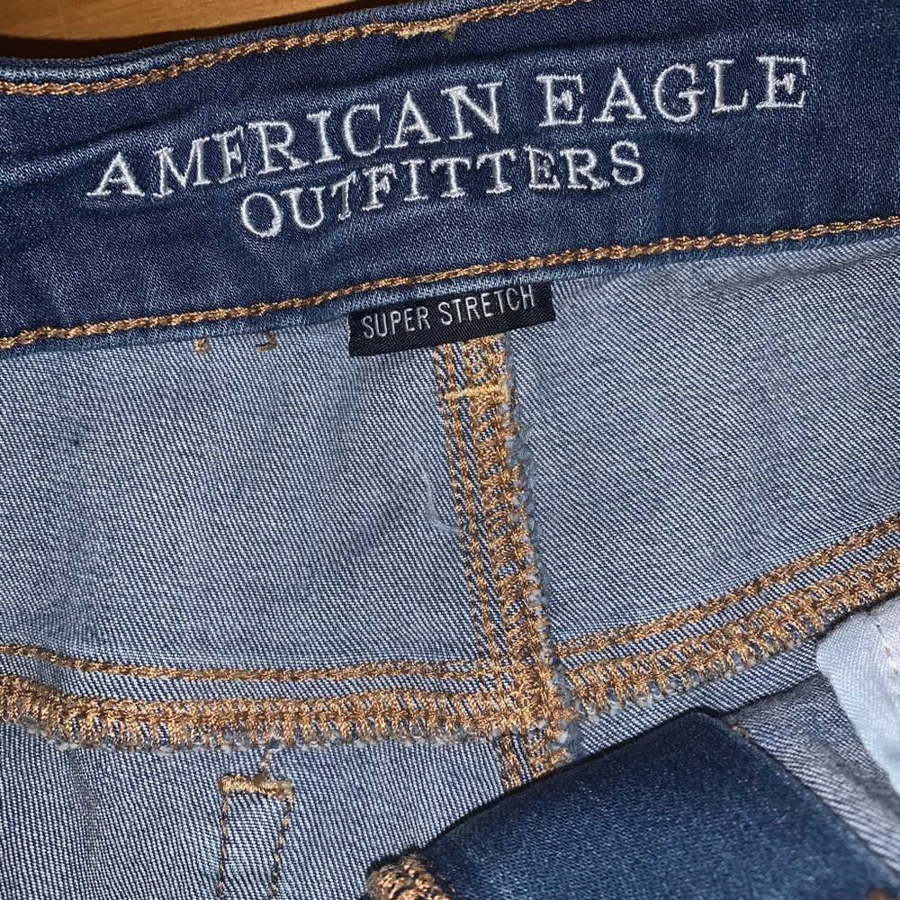 American Eagle shorts 4 hi-rise shortie stretch - Picture 3 of 7